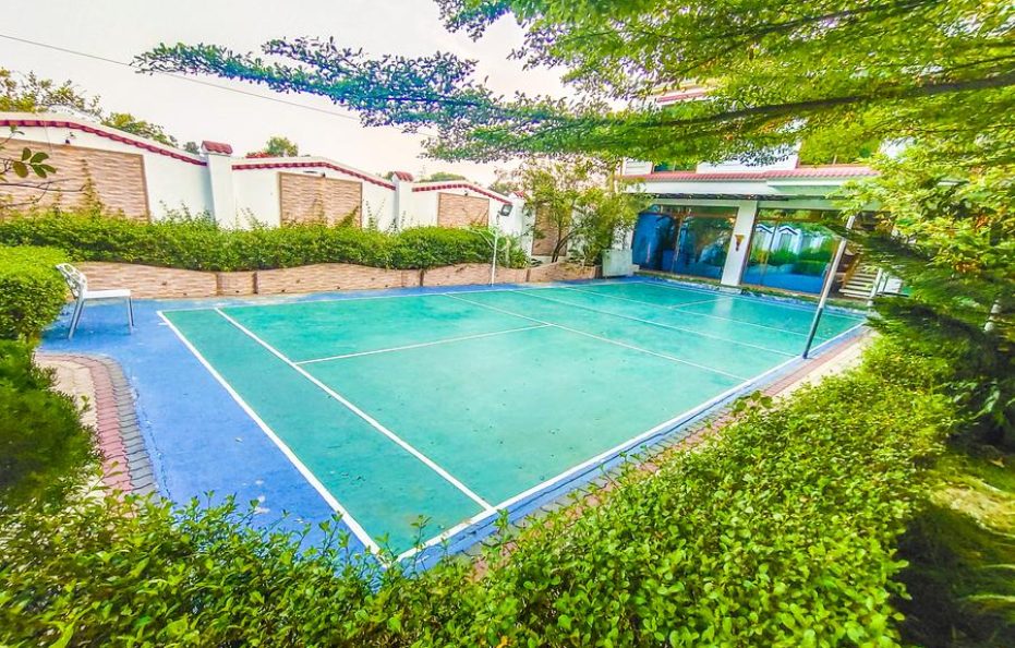 Beach Queen Resort
