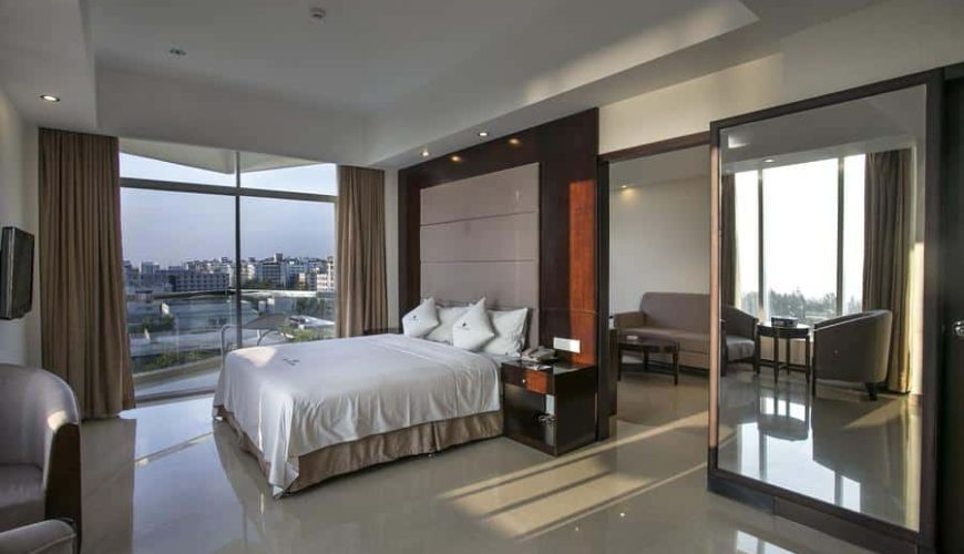 Executive Suite (Sea View With Balcony)